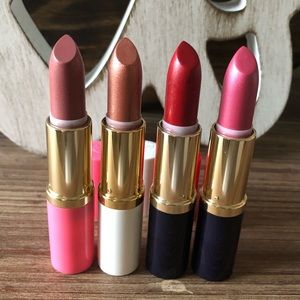 Estée Lauder lipstick bundle!